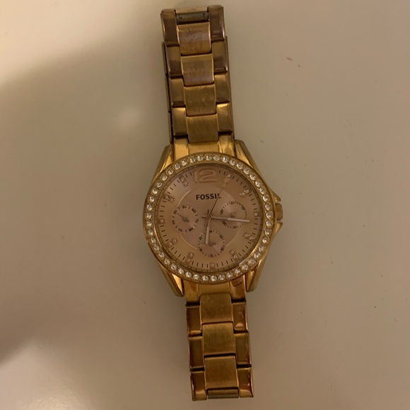 Fossil Watch - Picture 3 of 3